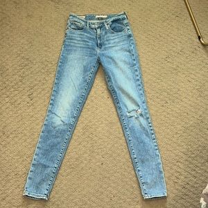 High Rise Skinny Levi Jeans